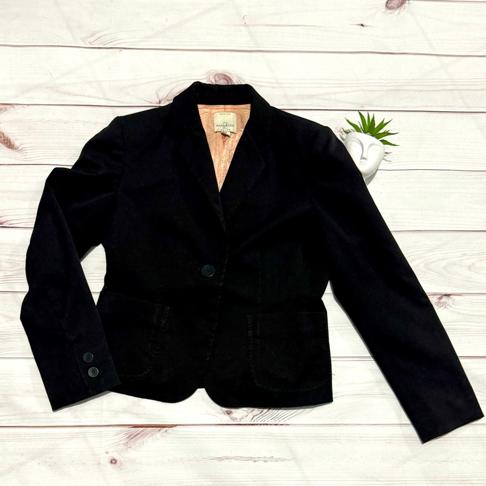 Anne Klein Black Blazers size 4 Petite